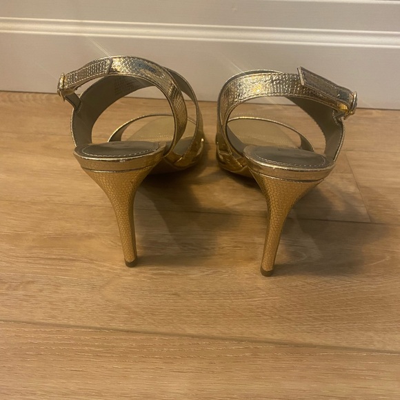 Worthington heels gold size 9.5 - Picture 5 of 6